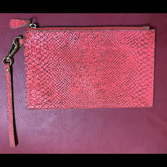 Leibeskind LK Berlin Leather Charm Clutch - Picture 1 of 5